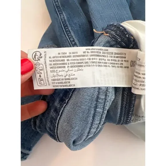 Abercrombie & Fitch High Rise Mom Jean Medium Wash Blue Size 26/2R - Picture 9 of 12